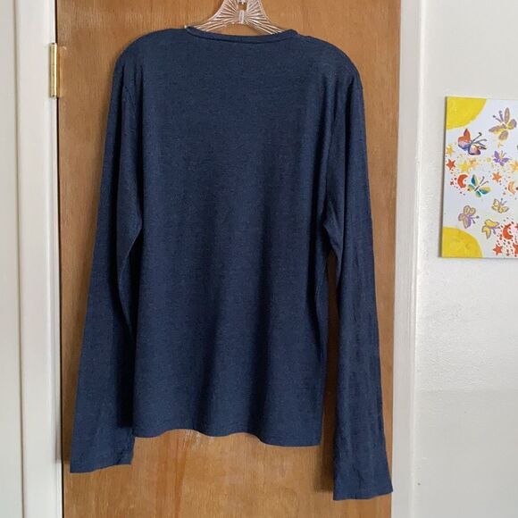 Hollister L/S Crew Neck T-shirt - Picture 4 of 7